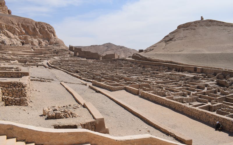 Mastabas y tumbas en Saqqara, necropolis de Menfis excavada desde 1850