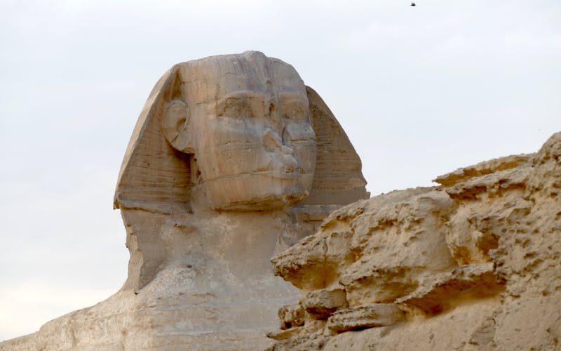 El rostro de la Esfinge de Giza, erosionado y sin nariz