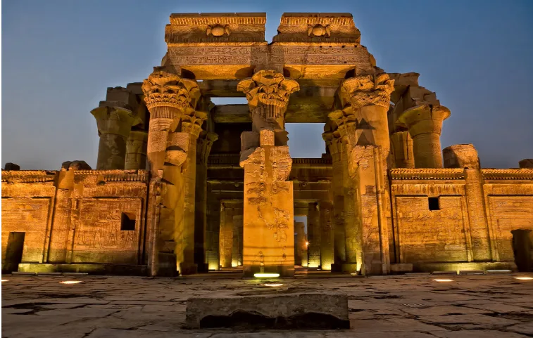 Kom Ombo: le temple double qu'on voit une seule fois et qui reste