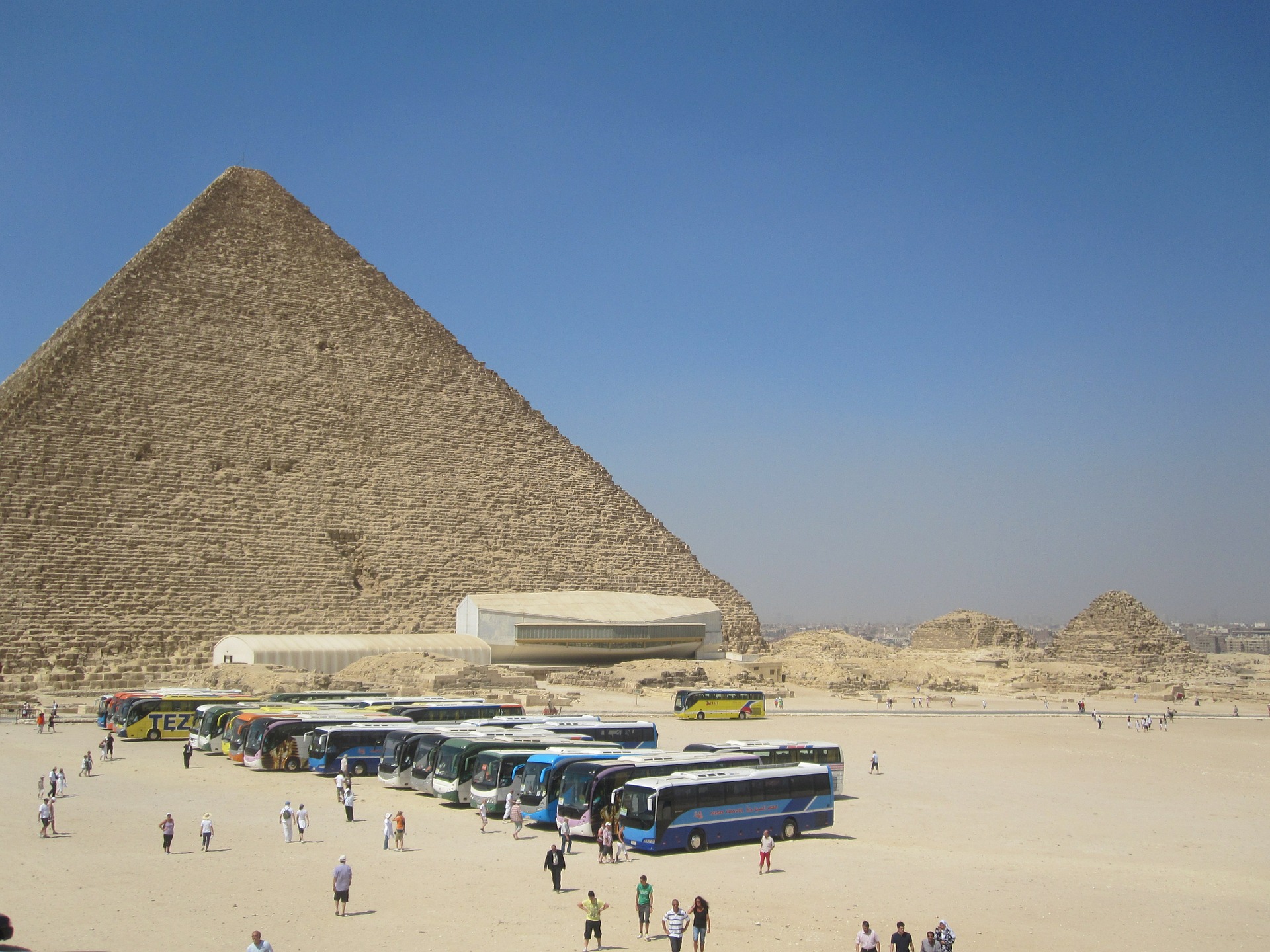 Itinerarios por Egipto de 7, 10 y 14 días con las pirámides de El Cairo y los templos de Luxor