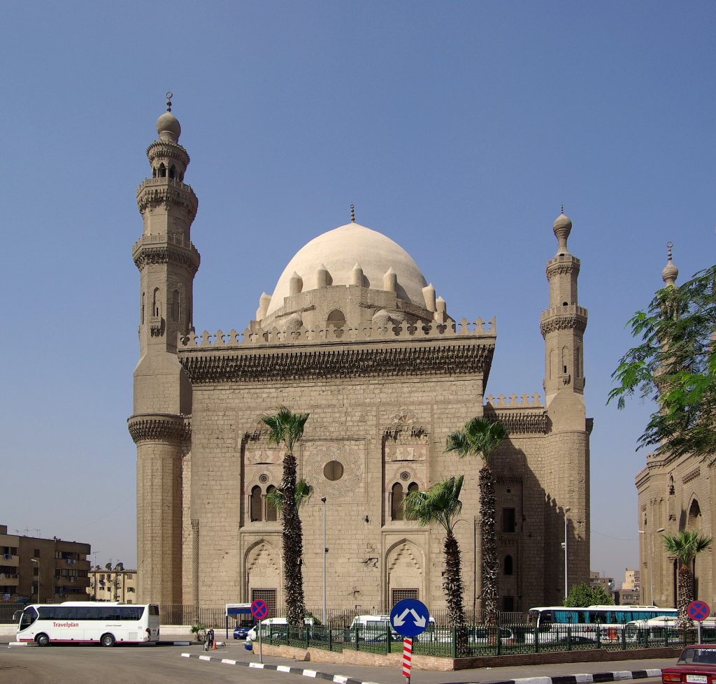 Mosquee Sultan Hassan architecture islamique au Caire Egypte