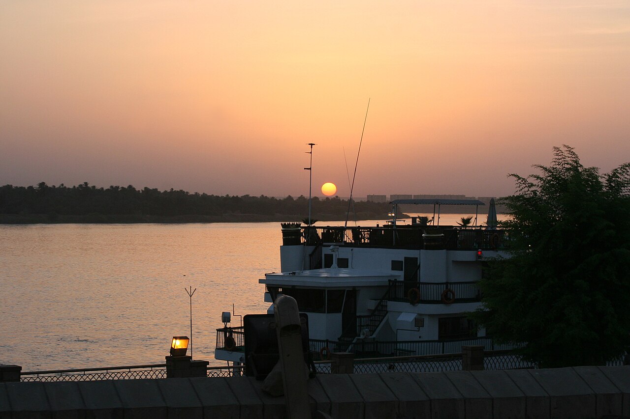 Atardecer sobre el Nilo en Egipto