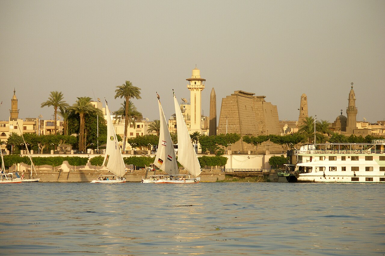 Visitar Luxor con nuestra agencia en español: presupuesto por WhatsApp en 24 h