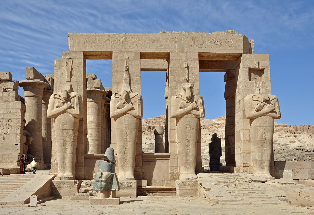 El Ramesseum, el templo funerario de Ramsés II en Luxor
