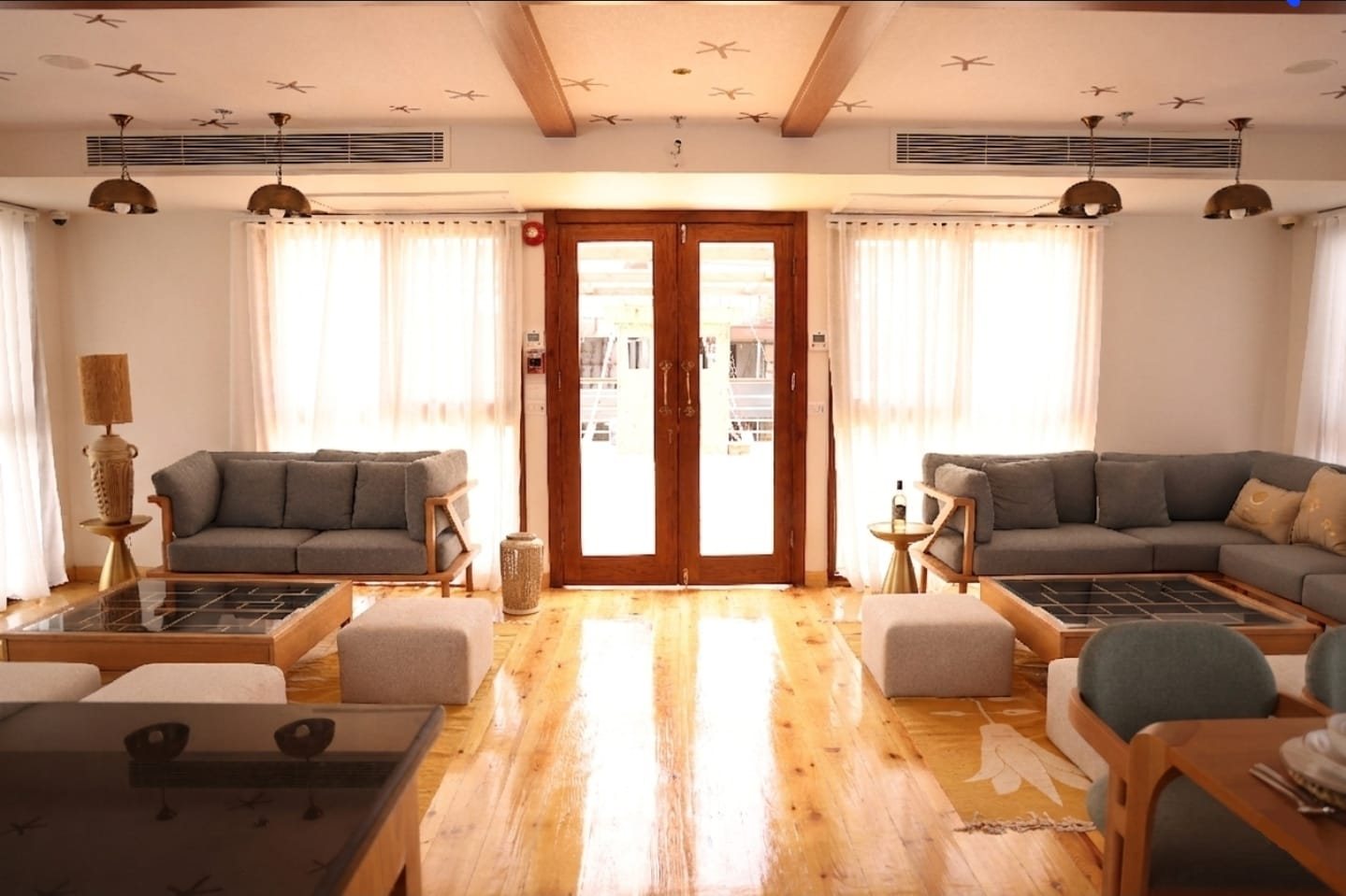 Salón principal de la dahabiya Per-ba